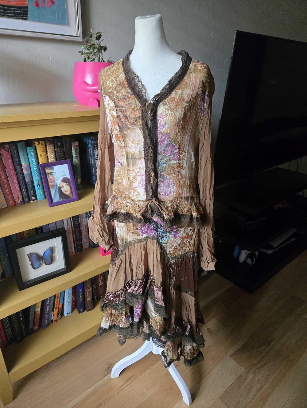 Vinage y2k Aris A. patchwork lace two piece skirt set.